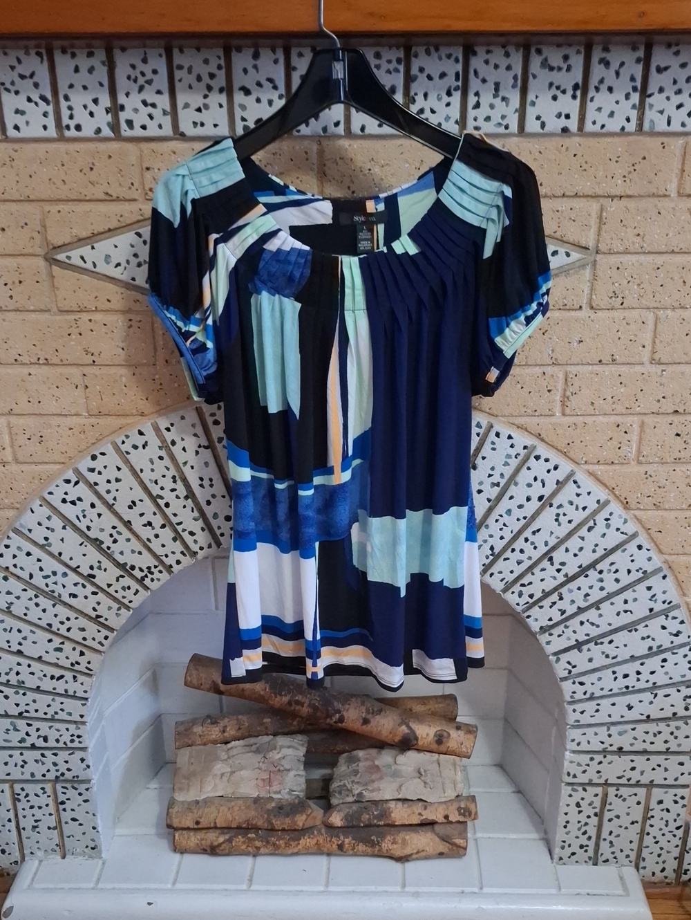 Women's Navy Blue & Aqua Printed Pleated Scoop Neck Top